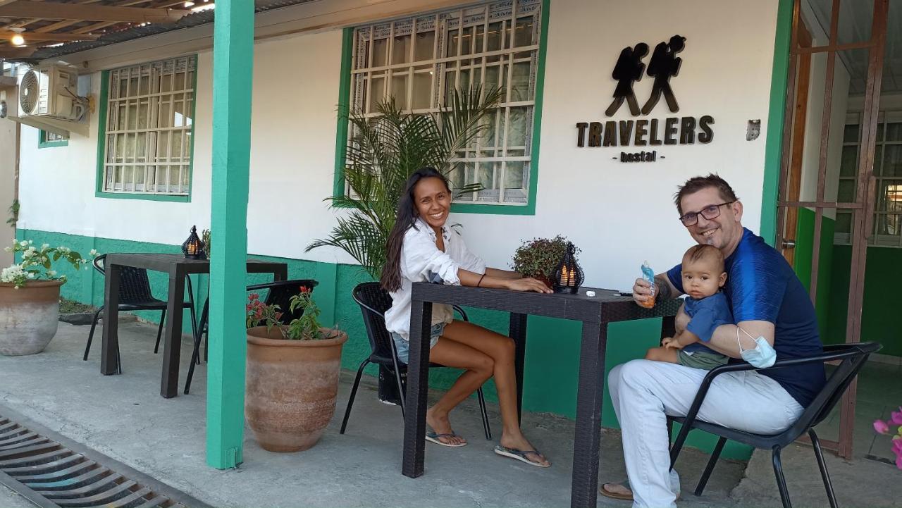 Hostel Travelers Чітре Екстер'єр фото
